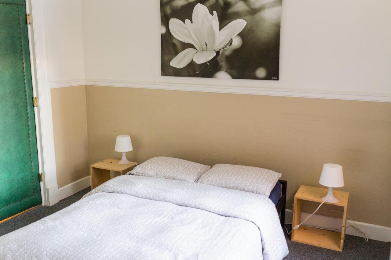 Le 9 Et Demi Bed and Breakfast Montreal Exterior foto