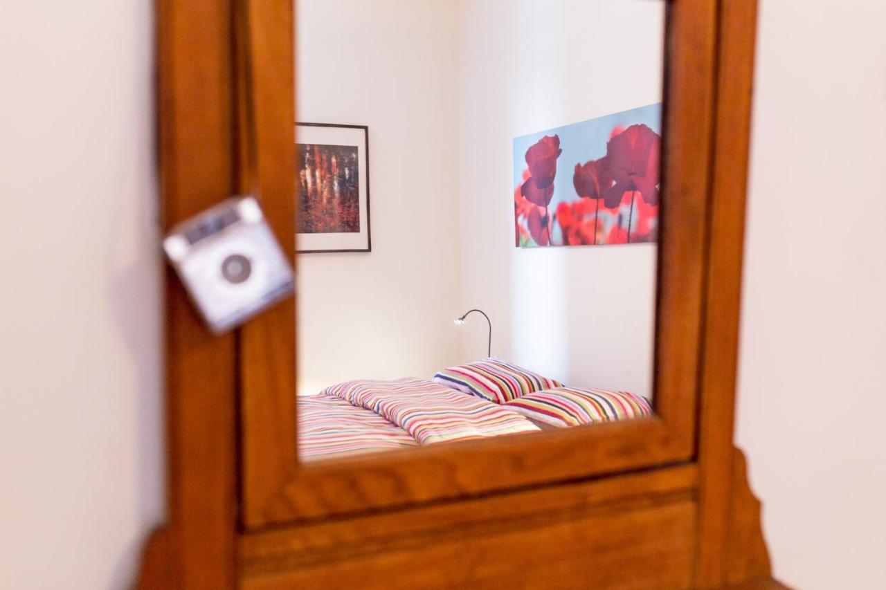 Le 9 Et Demi Bed and Breakfast Montreal Exterior foto