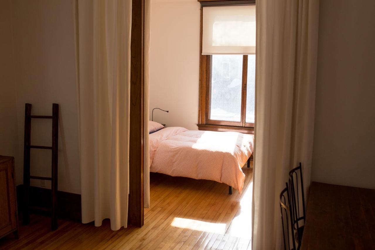 Le 9 Et Demi Bed and Breakfast Montreal Exterior foto